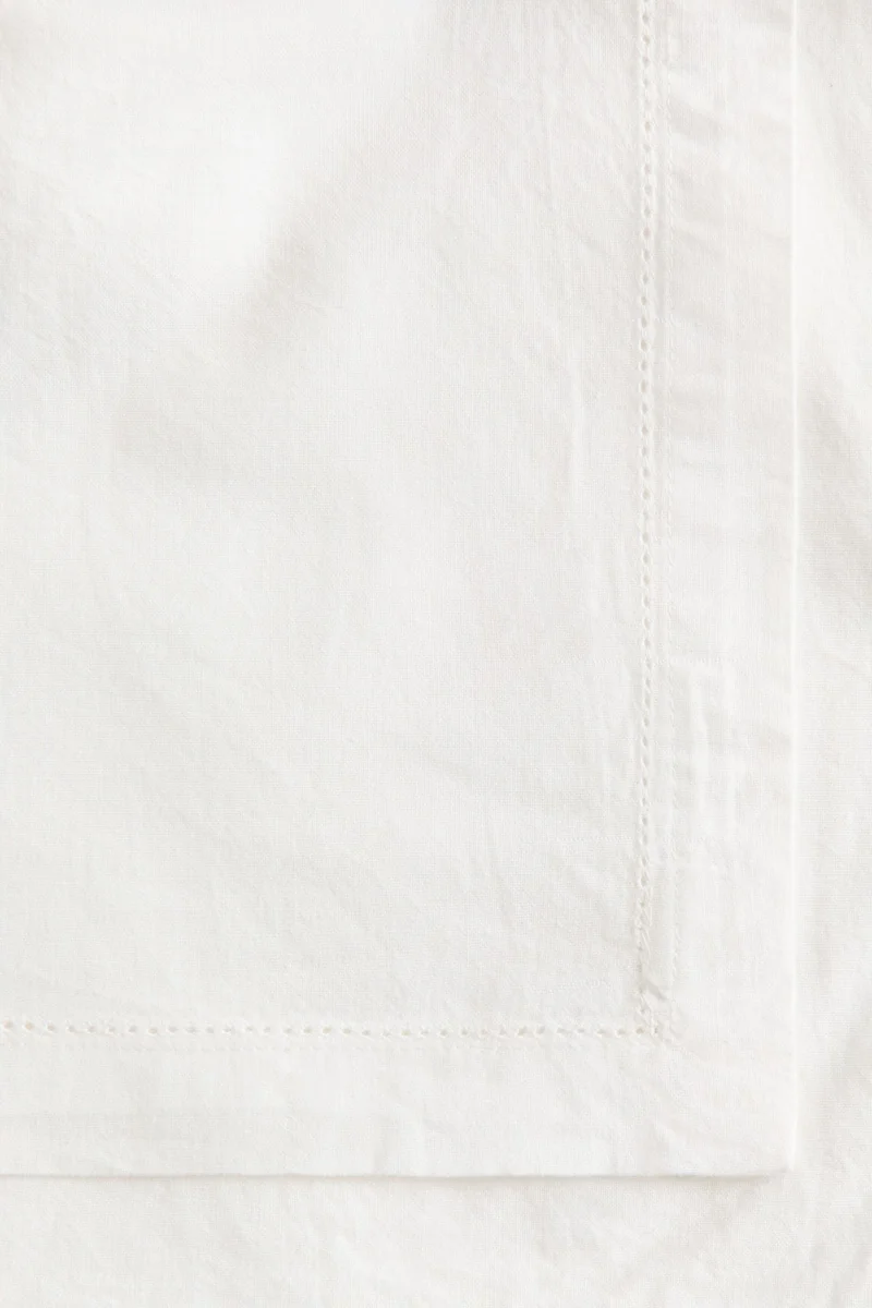H&M Cotton tablecloth