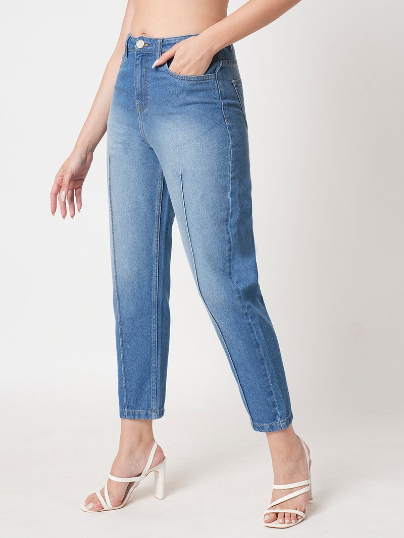 globus Globus Women Boyfriend Fit High-Rise Light Fade Jeans  - Image 3
