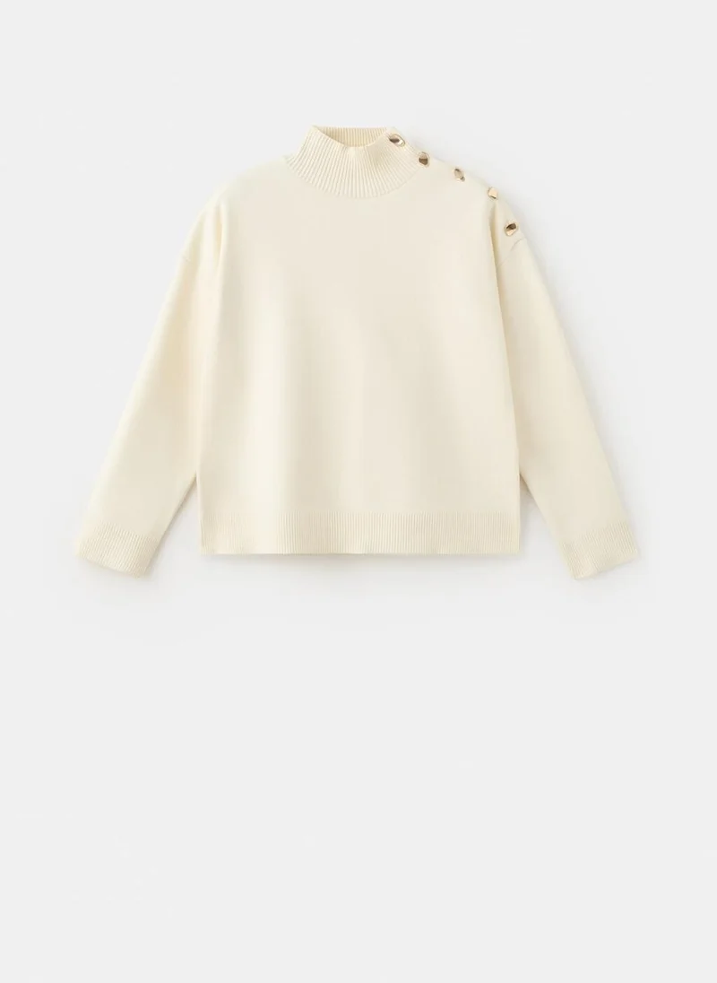 مانجو كنزة محبوكة بأزرار مرصعة