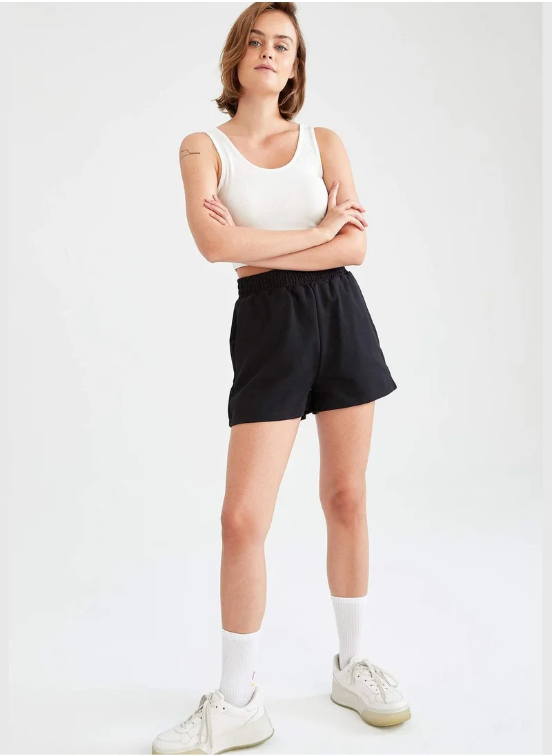 DeFacto Relax Fit Elasticated Waist Mini Short With Pocket Details