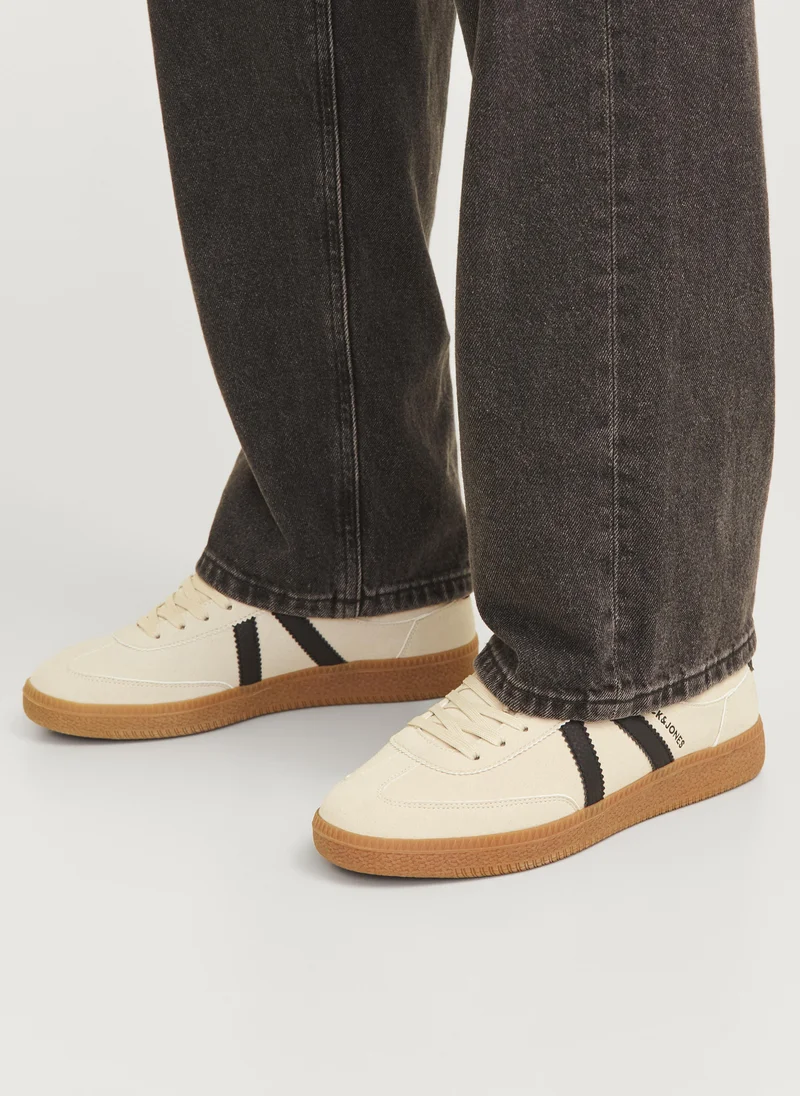 Campaign Low Top Sneakers