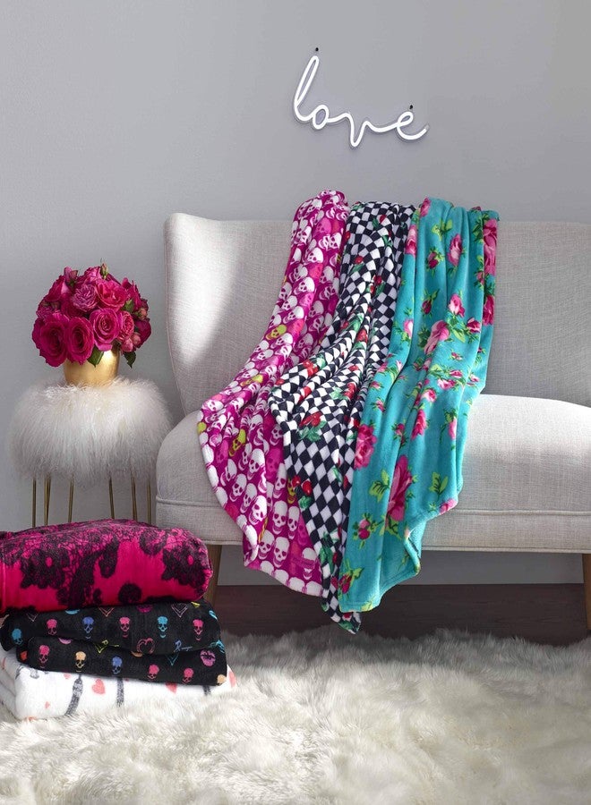 Betsey Johnson Home Plush Collection Throw - Ultra-Soft & Cozy Fleece, Lightweight & Luxuriously Warm, Perfect for Bed or Couch, Betsey Signature 50 x 70 - Image 5