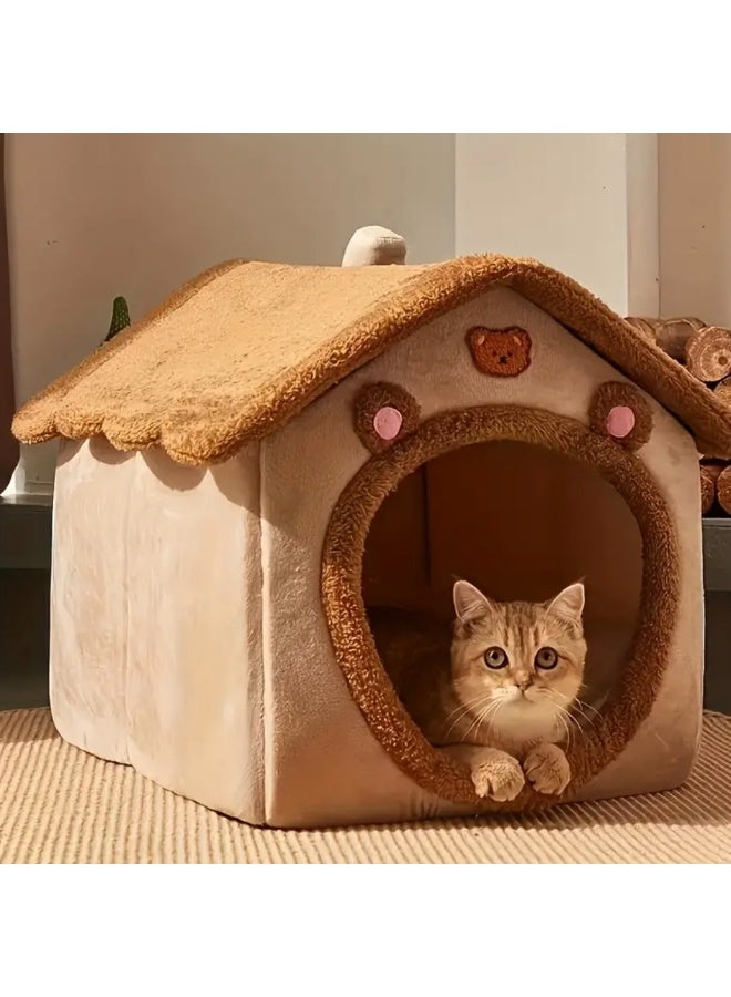 منزل كوخ ناعم وفاخر للقطط والكلاب بتصميم دب كرتوني جميل، سرير حيوانات أليفة شتوي دافئ ومريح، مادة فرو مخملي فائقة النعومة مع قاعدة متينة وغير قابلة للانزلاق، قابل للطي لسهولة النقل والتخزين، مزود بفرشة إسفنجية قابلة للإزالة والغسل، مثالي للاستخدام داخل المنزل وغرف النوم، يوفر مأوى آمنًا ومريحًا لقطتك أو جروك. - Image 3