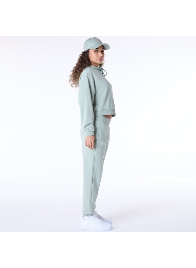 NEW ERA بدلة رياضية NE SCRIPT NEWERA EVG - Image 1