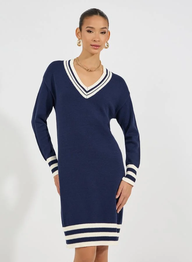 Styli Navy V-Neck Dress