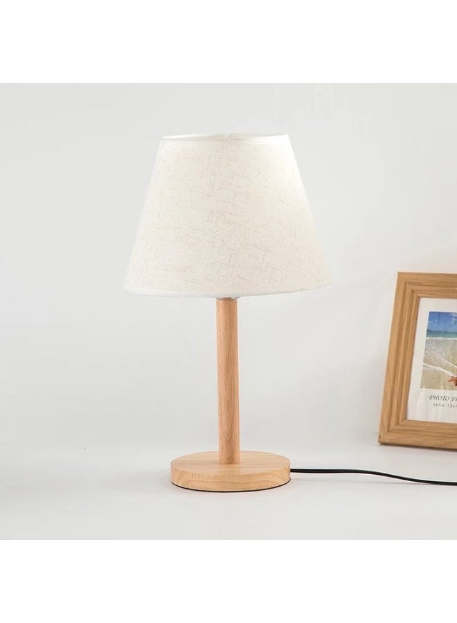 مصباح طاولة إسكندنافي بقاعدة خشبية - مصباح بسيط بجانب السرير أو المكتب مع غطاء من الخشب الطبيعي والقماش - إضاءة محيطة ناعمة لغرفة النوم أو غرفة المعيشة أو المكتب - Image 2