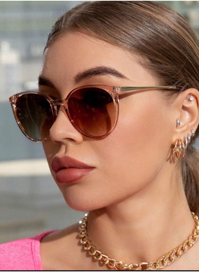 جوليري بالاس - نظارة شمسية نسائية انيقة باطار أنيق وعالي الجودة - Image 1