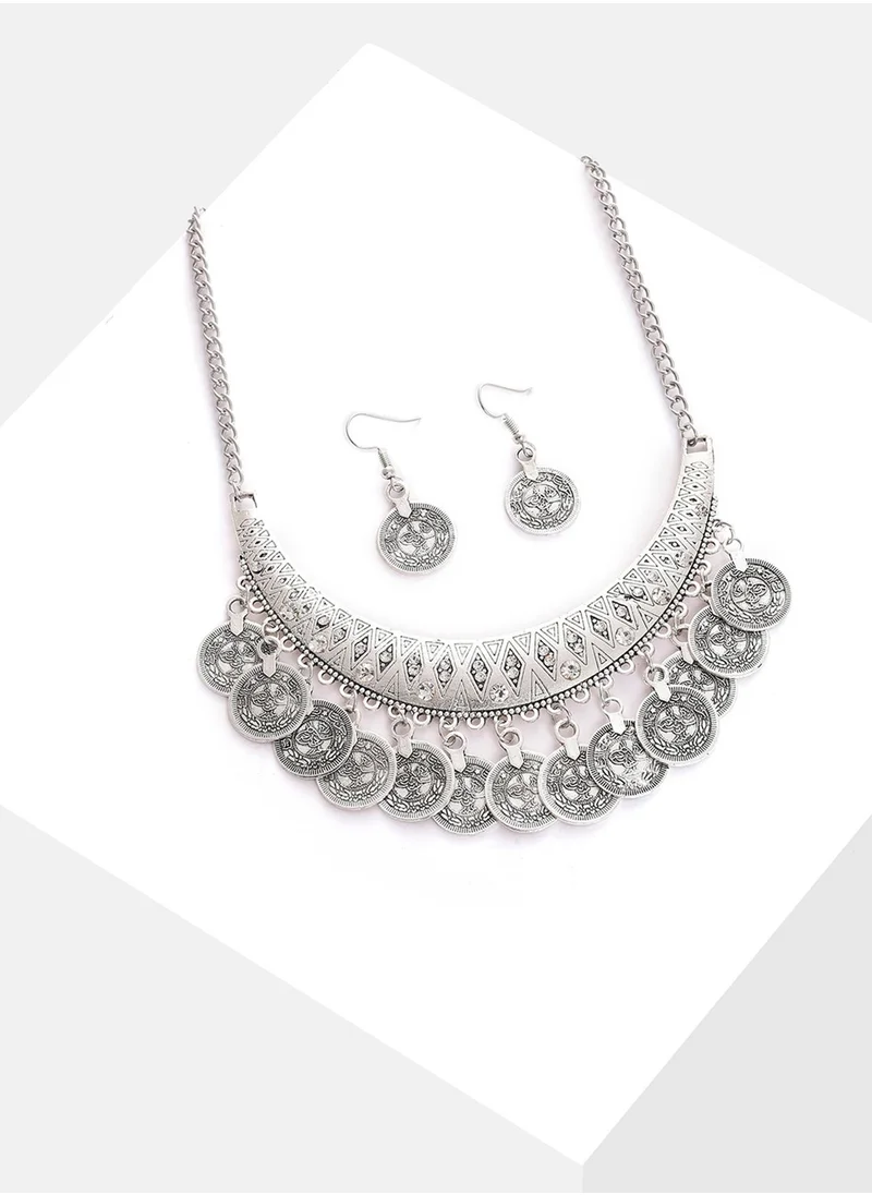 SOHI Stone-Studded Jewellery Set