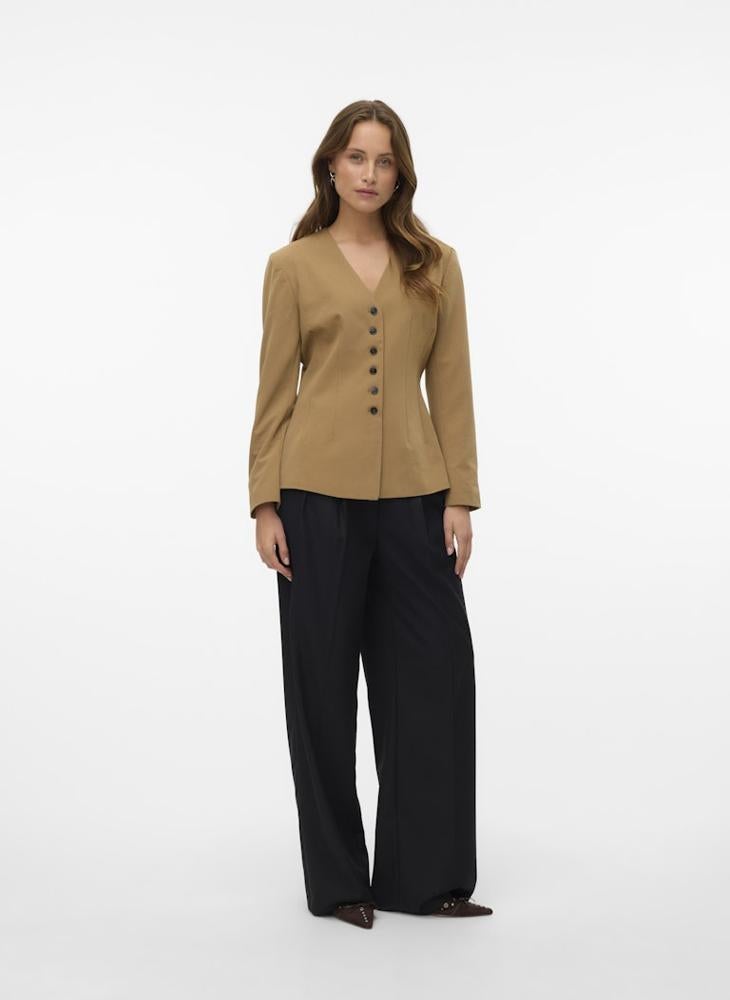 VERO MODA Button Detailed Spread Collar Blazer - Image 4