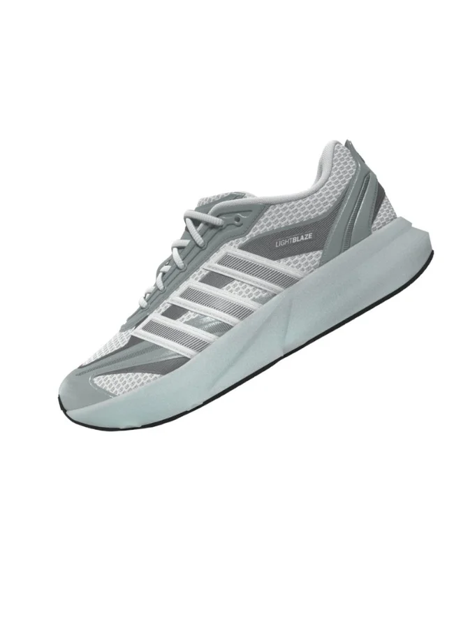 adidas أحذية رياضية نسائية لايت بليز جلو دبليو بيضاء