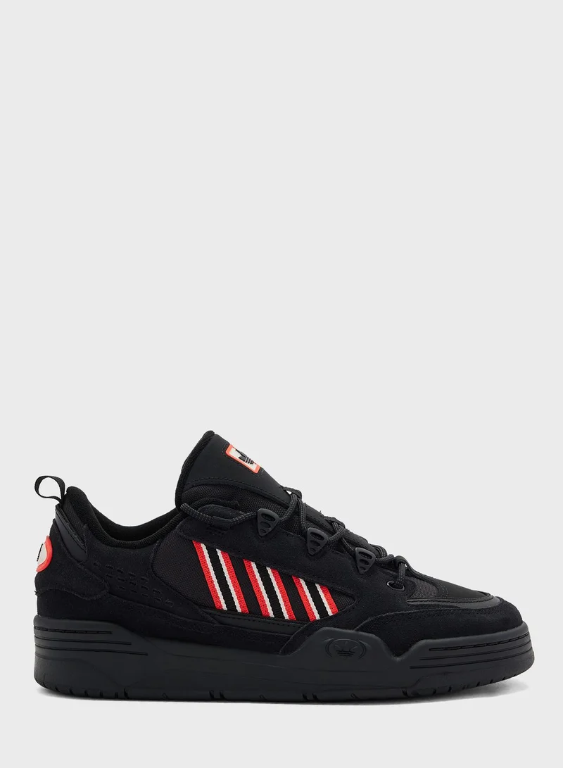 adidas Originals Adi2000