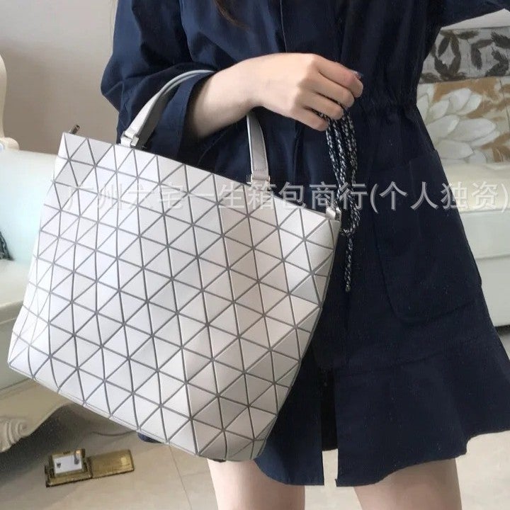 Japanese And Korean Style Tote 2024 Original Life Handbag Large Crossbody Crystal Bag Women'S Matte Large Capacity Tramp Bag - Image 3