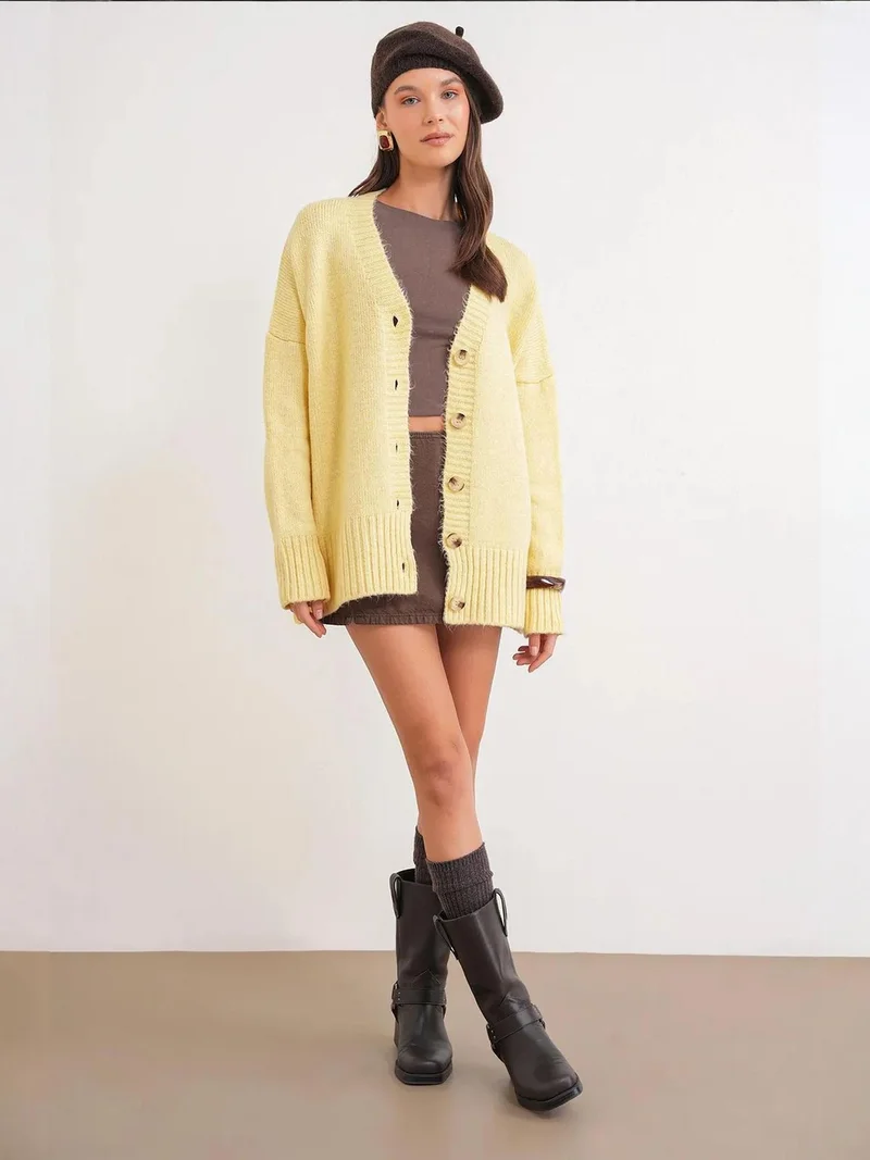 ميكسراي كارديجان ميكسراي محبوك بياقة على شكل حرف  وأزرار