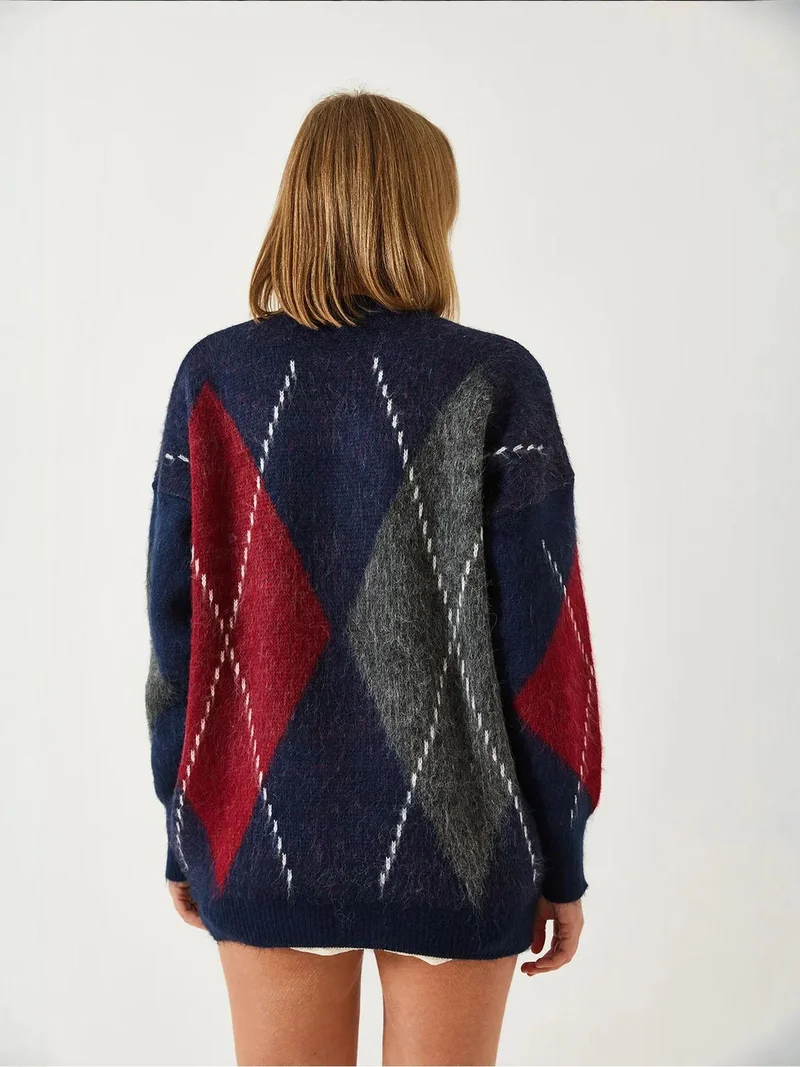 Bianco Lucci LUCCI Oversized Diamond Printed Sweater