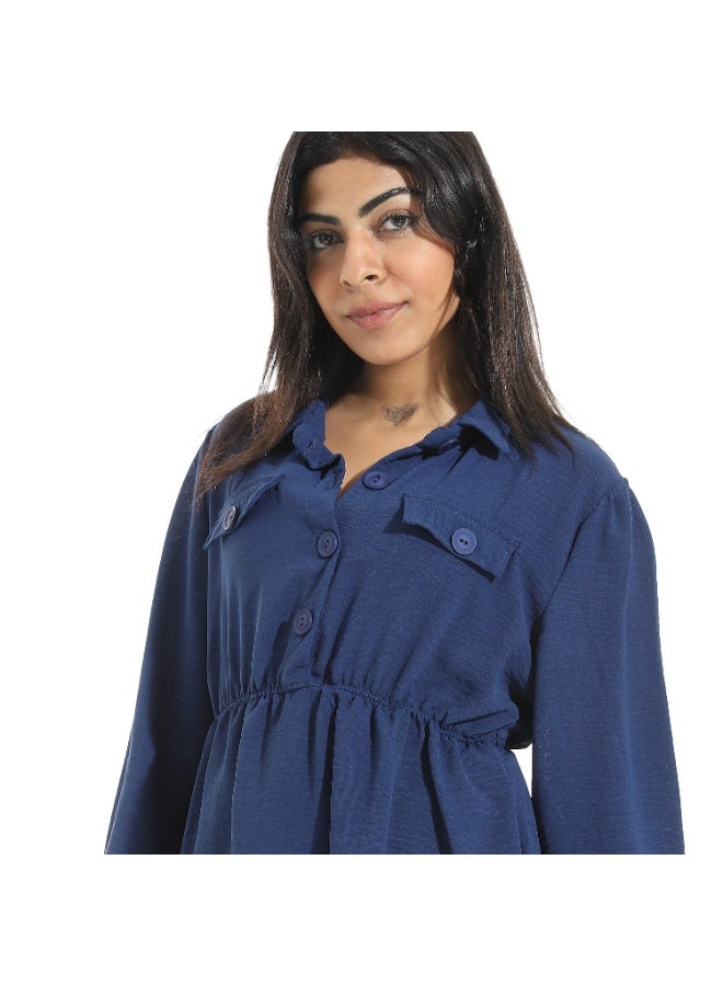 سيزار بلوزه حريمي مزودة باستيك علي الخصر وزراير أمامية - Image 5