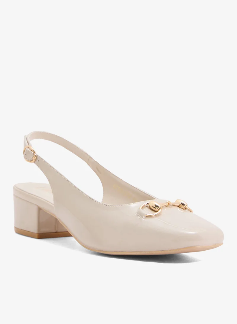 ايلا حذاء بكعب عريض بحزام خلفي