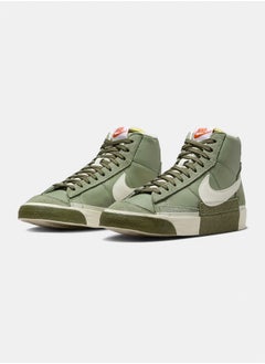 Nike Blazer Mid 77 Pro Club  - Image 5