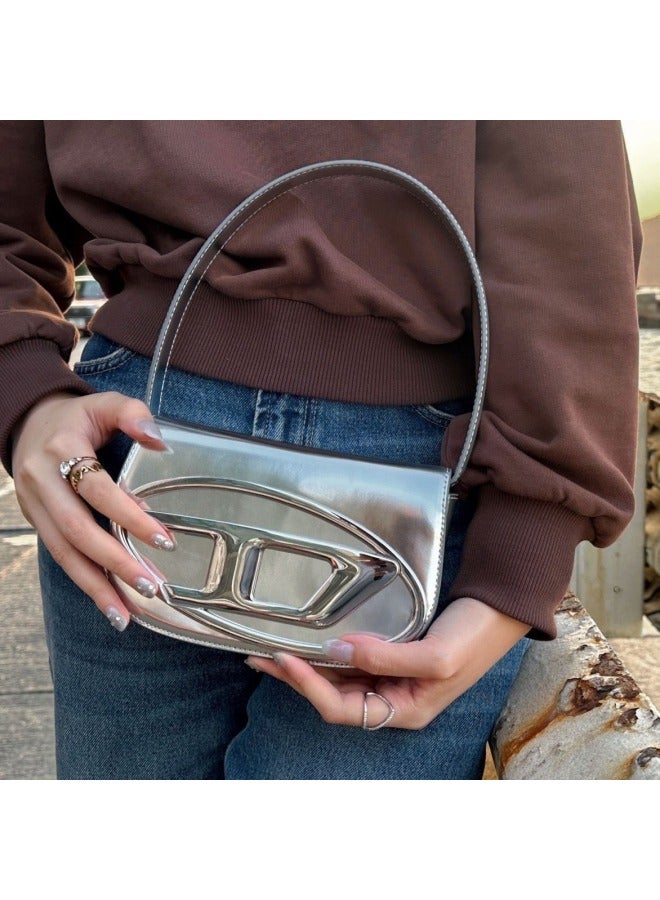 Design Sense Jingle Bag 2025 Spring Portable Underarm Bag Women's Millennium Hot Girl Style Single Shoulder Bagel Bag Saddle Bag-Color:Silver-Size:20.5*6.5*13.5  - Image 3