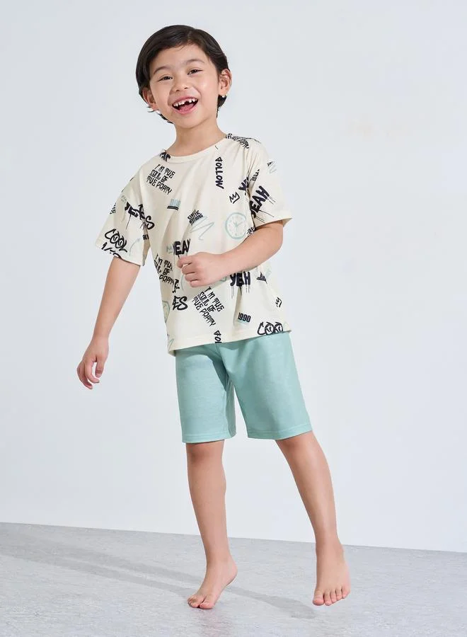 Styli Boys Graphic Print Short Sleeve T-Shirt and Shorts Set
