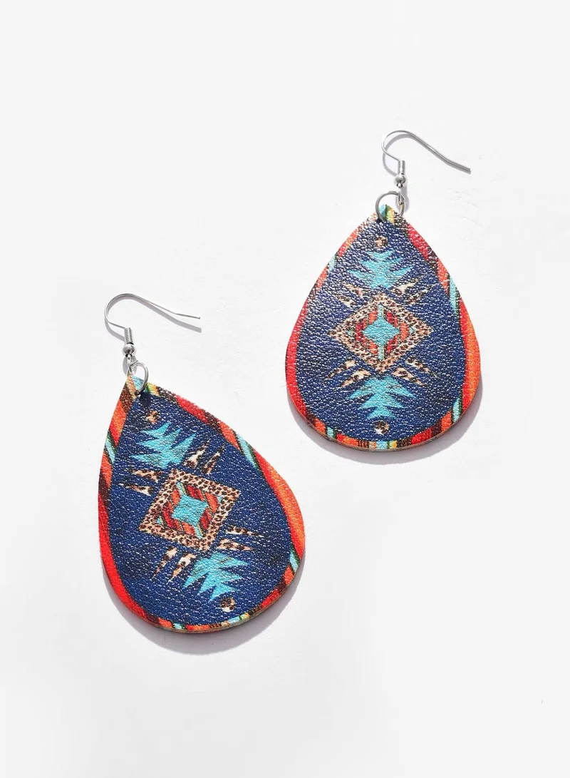 SOHI Silver Plated Designer Drop Earrings