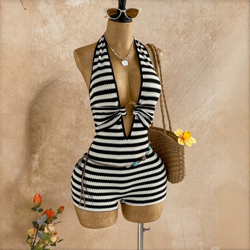 جمبسوت نسائي مخطط باللون الأسود برقبة حزام - Image 3