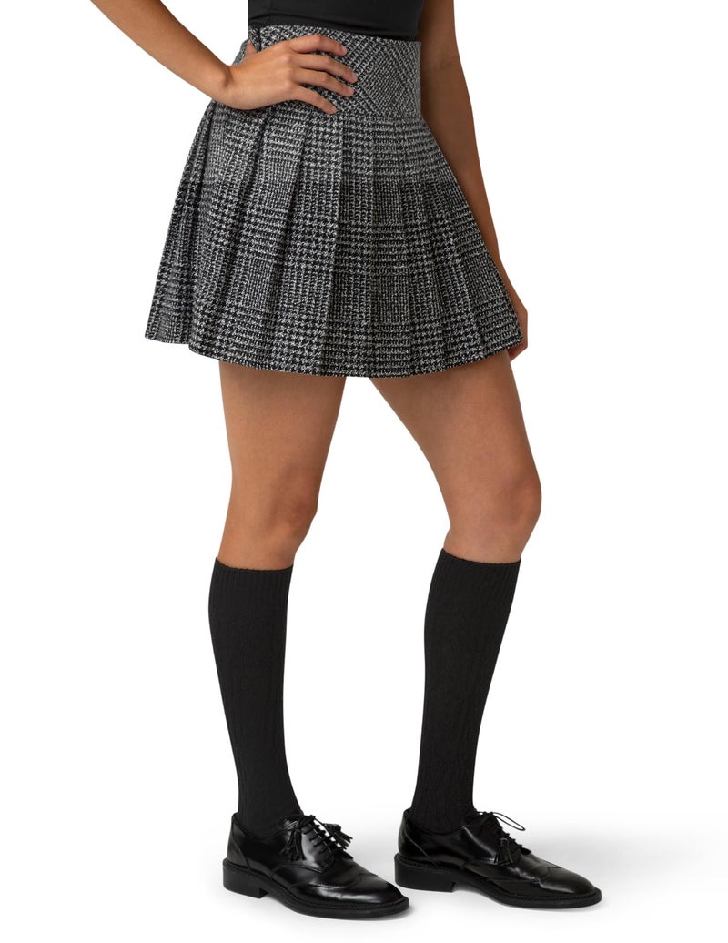 HUE Women's Cable Knee Sock 3 Pair Pack, Black Cable, One Size - Image 5