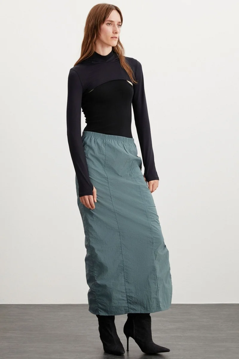 جريميلانج Cheri Women's Elastic Waist Waterproof Parachute Fabric Long Green Skirt