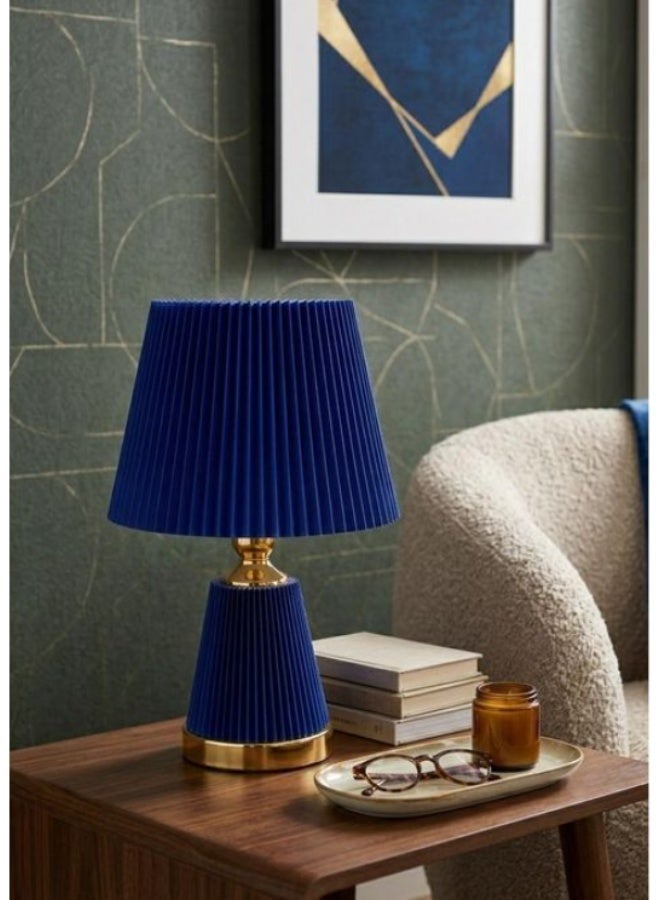 مصباح طاولة عصري أزرق اللون بتصميم مطوي وقاعدة ذهبية - ديكور فاخر - Image 1