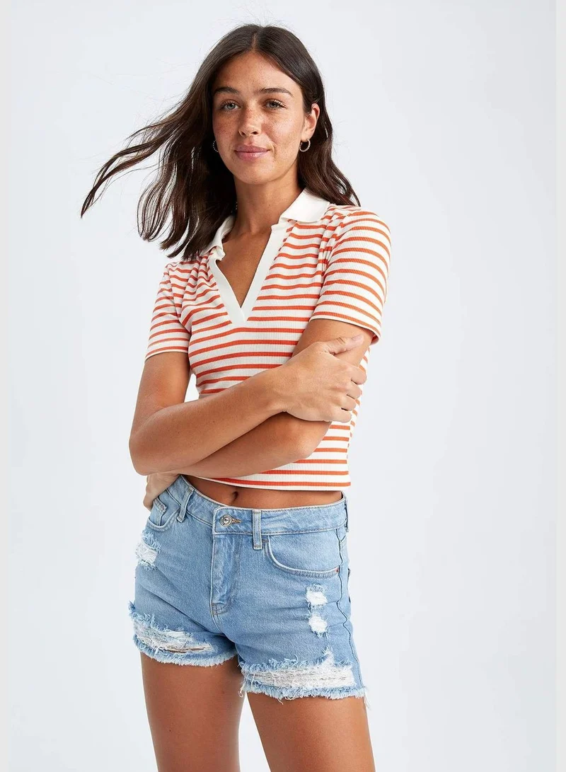 DeFacto Slim Fit V-Neck Short Sleeve Striped Crop Top