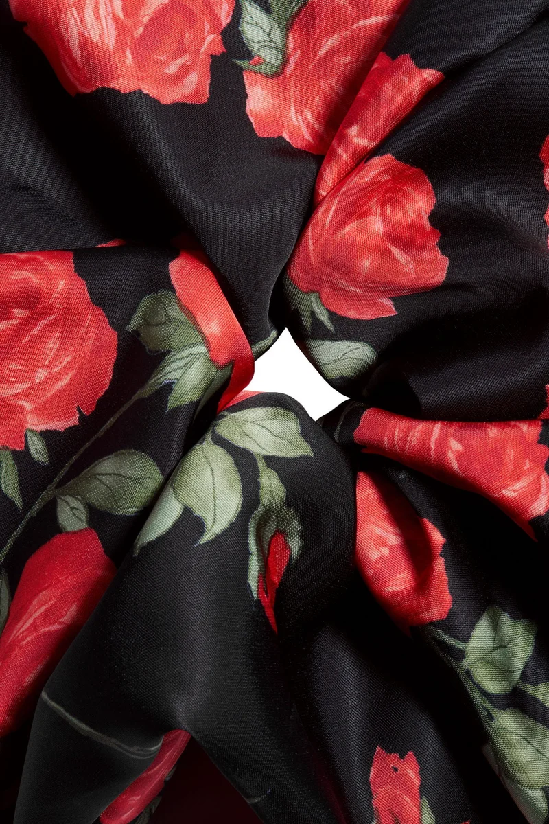 H&M Printed scrunchie