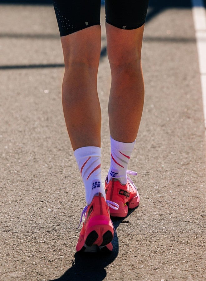 CEP Core Run Claw Mid Cut Socks, White/Coral, Unisex, MD - Image 3