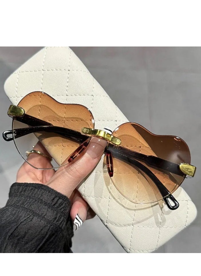 Generic - Gradient Lens Heart Shaped Sunglasses - Image 1