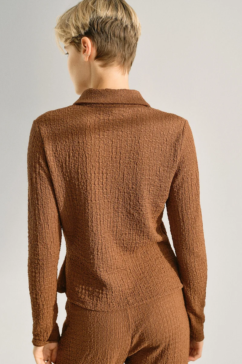 H&M Fitted Crinkled Shirt