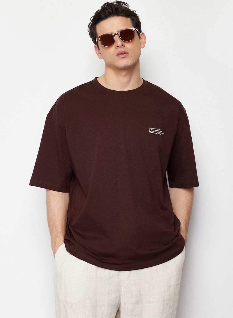 trendyol Dark Brown Oversize Heavyweight Cotton T-Shirt with Minimal Text Print TMNSS23TS00084 - Image 1