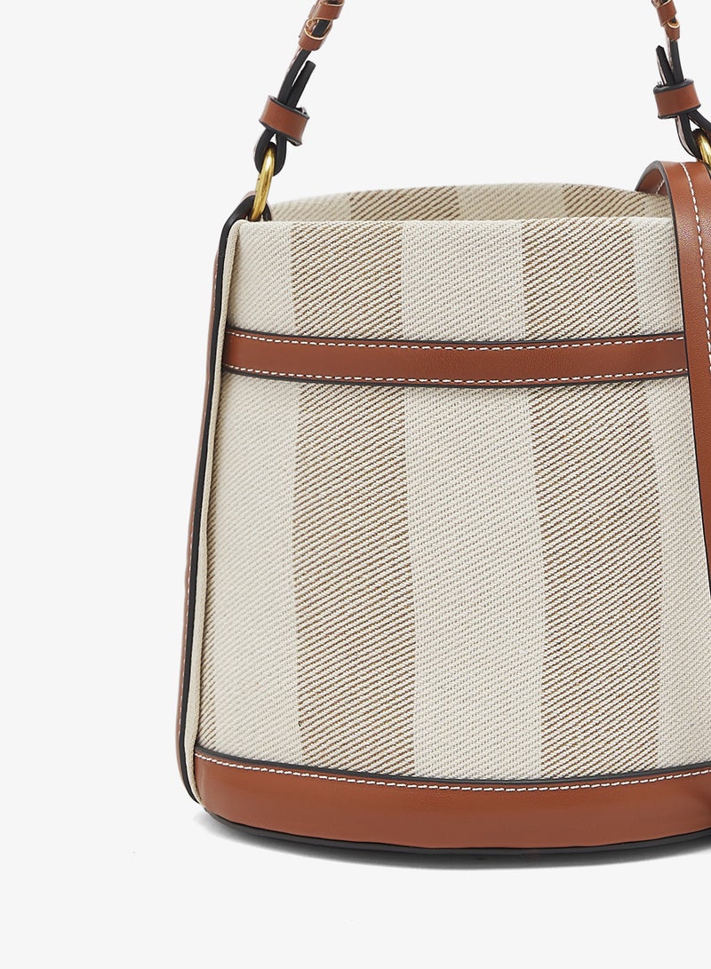 ايلا حقيبة دلو مطبوعة بتفاصيل بنية - Image 3