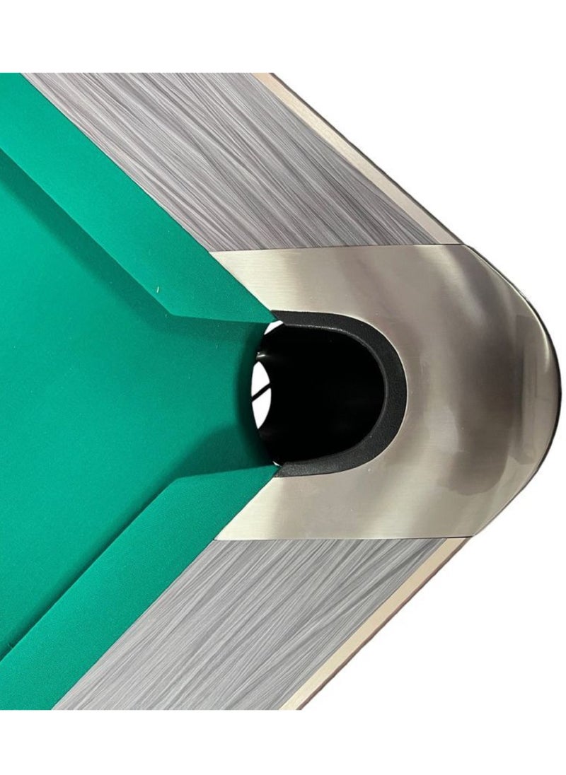 9 Ft Billiard Table San Diego 2.9M x 1.65M x 0.8M With Green Cloth And An Included Accessories Kit.