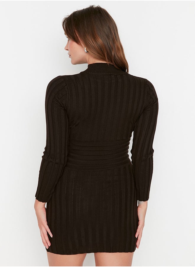 trendyol Brown Mini Knitwear Standing Collar Dress TWOAW22EL0021  - Image 5