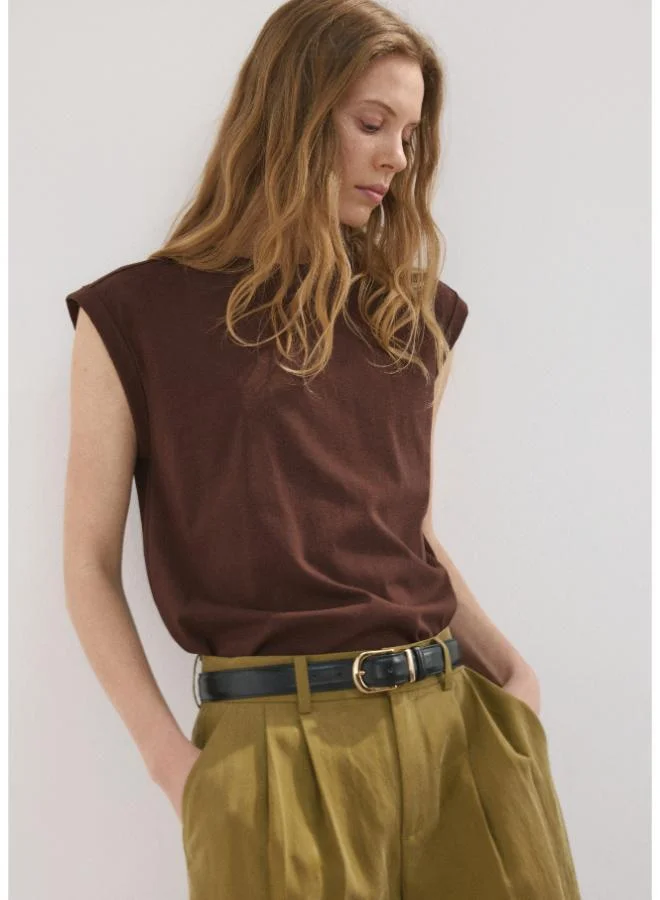 مانجو Short-sleeved t-shirt with shoulder pads