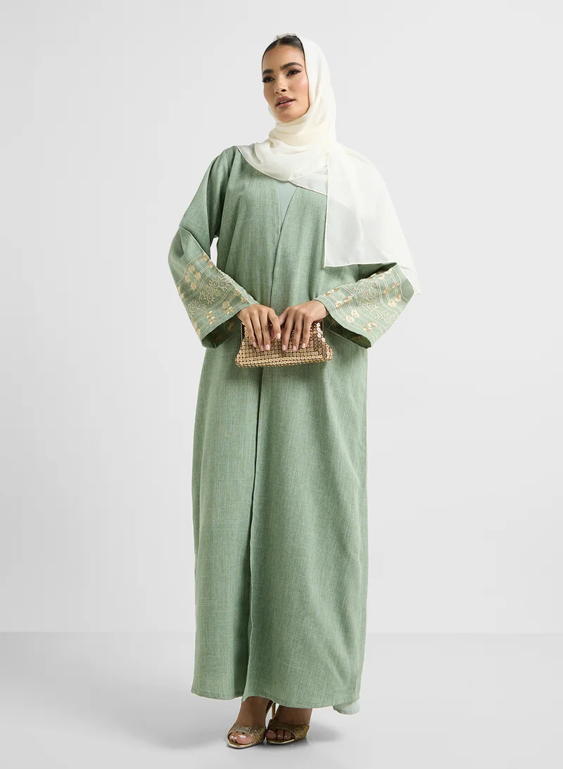 Khizana Embroidered Abaya With Sheila