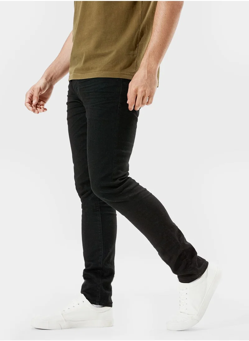 American Eagle Distressed Skinny Fit Jeans