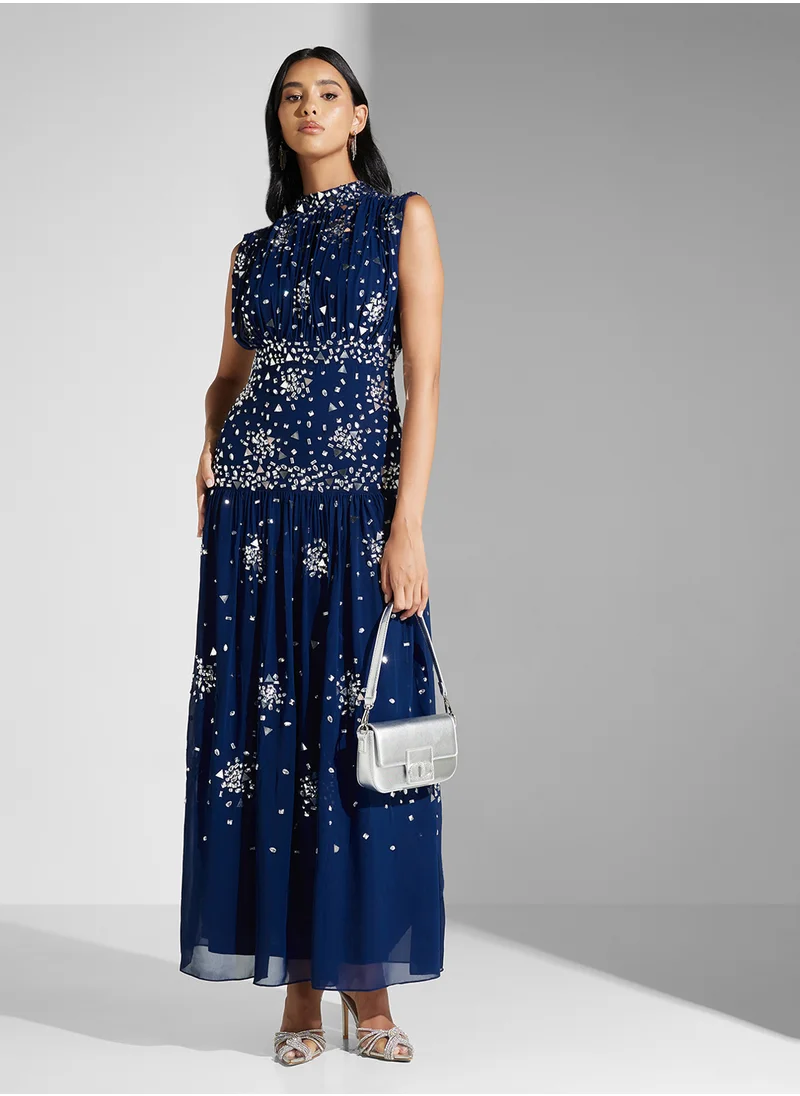 اميليا روز Embellished Mesh Detailed Dress