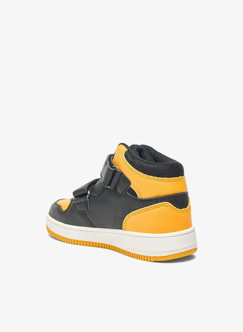 كابا أحذية مشي للأولاد بألوان متداخلة وإغلاق بشريط لاصق