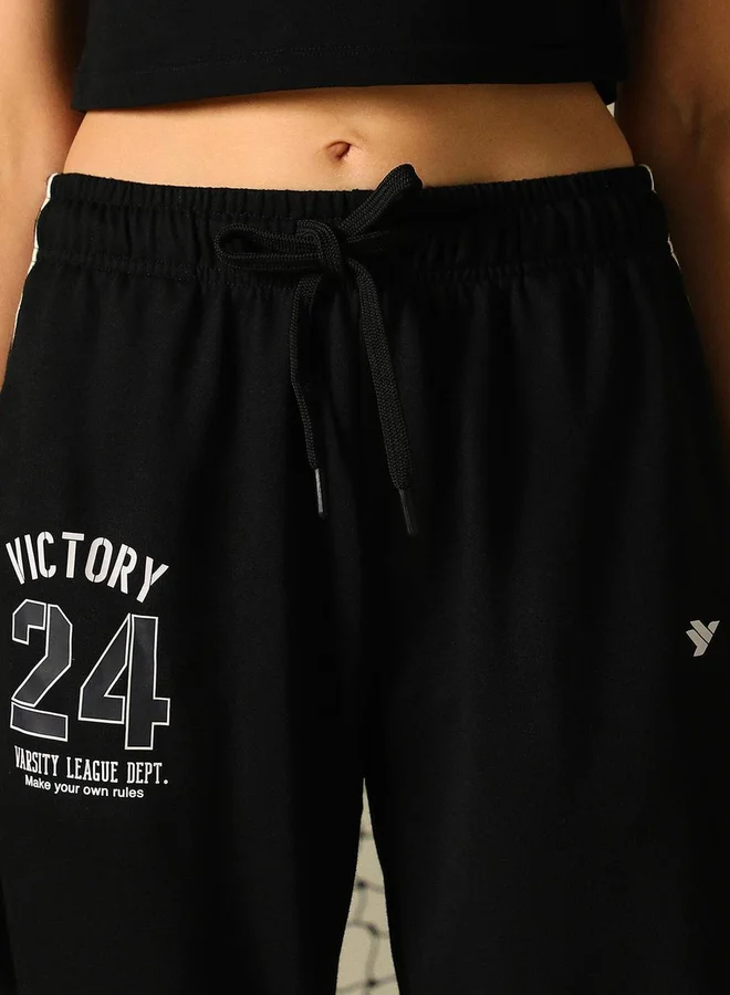 Hubberholme Hubberholme Graphic Print Pants with Contrast Detail