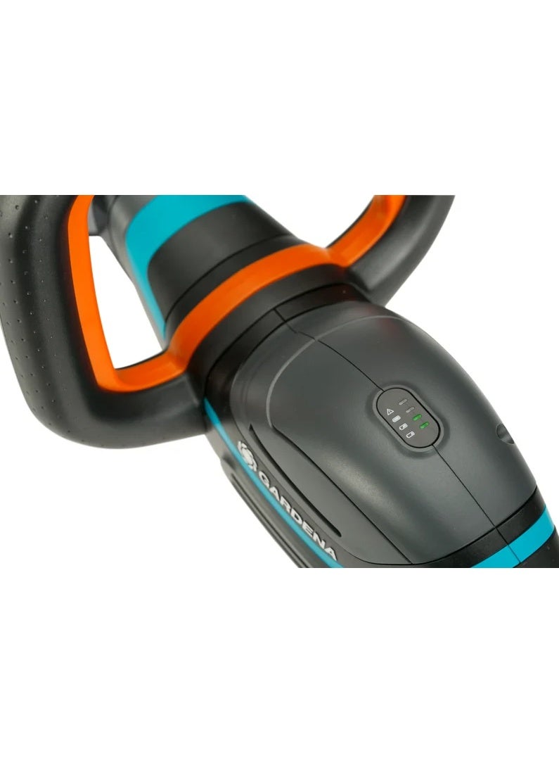 GARDENA- Battery Hedge Trimmer ComfortCut 60/18V P4A Ready-To-Use Set - Image 2