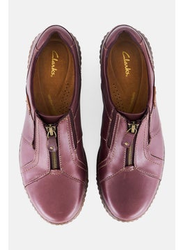 clarks Women Standard Magnolia Zip Slip On Casual Shoes, Burgundy  - Image 2