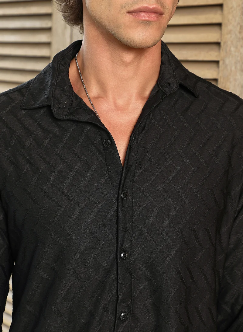 Campus Sutra Men's Obsidian Black Herringbone-Tactile Shirt