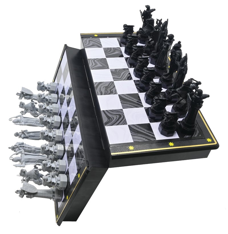 Lexibook - Harry Potter Chess Games, Magnetic and Foldable Chess Board, 32 Pieces, Family Game, CGM300HP - Image 2