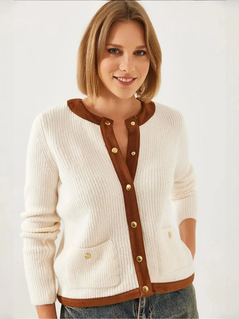 Bianco Lucci LUCCI Textured Knitwear Cardigan with Button Closure and Pockets