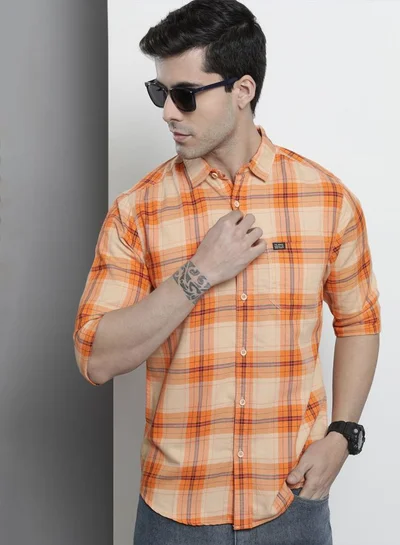 The Indian Garage Co Men Slim Fit Checkered Full Sleeves Spread Collar Casual Shirt