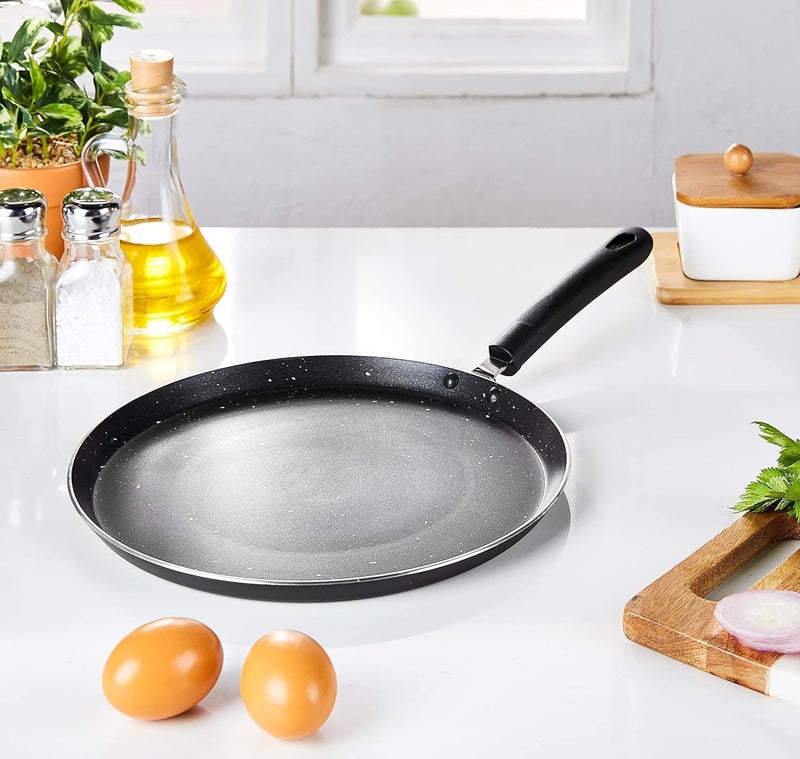 HOMETIC مقلاة كريب غير لاصقة من هومتيك مصنوعة من الجرانيت سهلة الإفراج عن الطعام جاهزة للاستخدام على الحث خالية من PFOA و PTFEs مثالية للروتي والبيض والأومليت والتورتيلا والتاوا والدوسا والقلي المسطح متينة وسهلة التنظيف باللون الأسود - Image 4